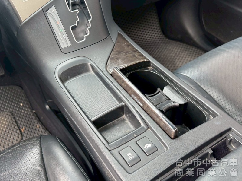 2014 RX450h 油電 跑22萬