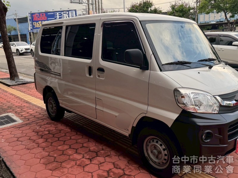 2016 菱利廂型車 貨車版兩人