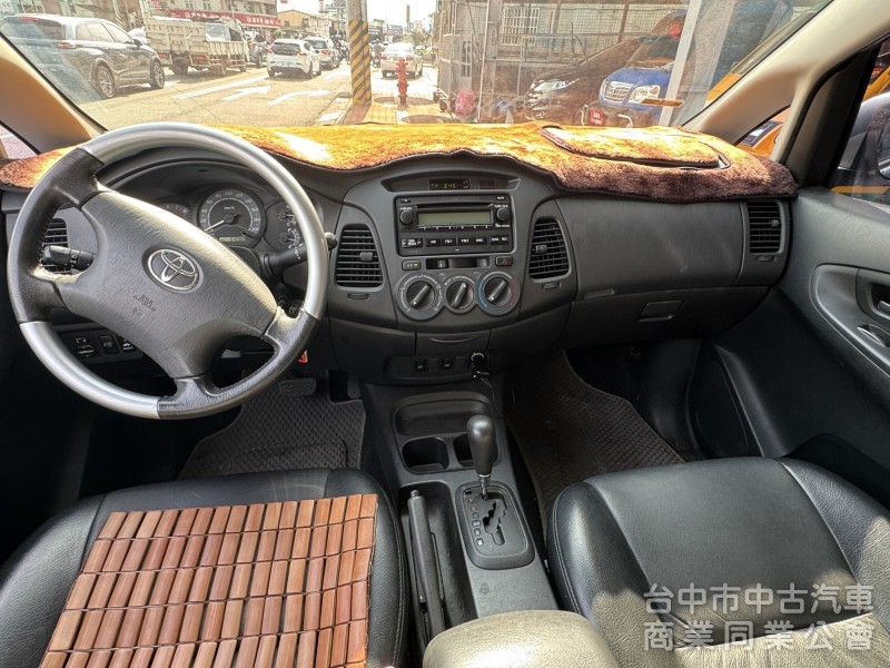 2012 Innova 2.0 E 跑六萬