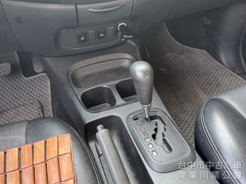 2012 Innova 2.0 E 跑六萬