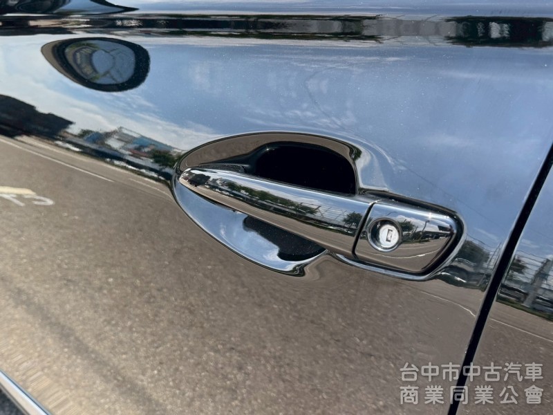 2014 RX450h 跑22萬公里