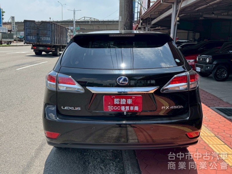 2014 RX450h 跑22萬公里