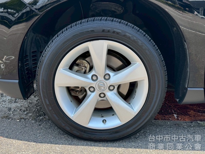 2014 RX450h 跑22萬公里
