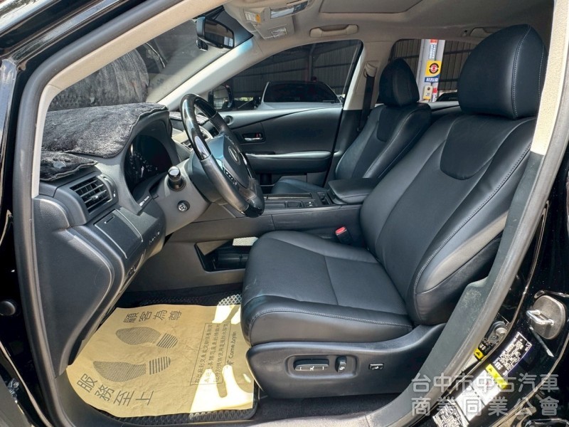 2014 RX450h 跑22萬公里