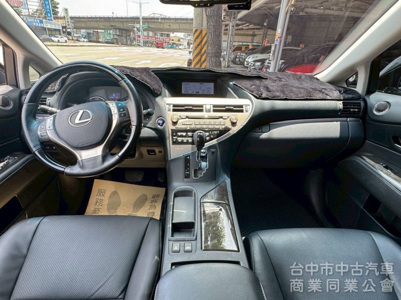 2014 RX450h 跑22萬公里