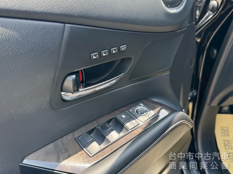 2014 RX450h 跑22萬公里