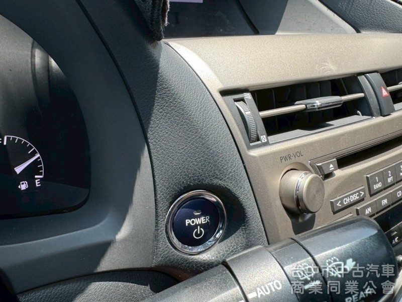 2014 RX450h 跑22萬公里