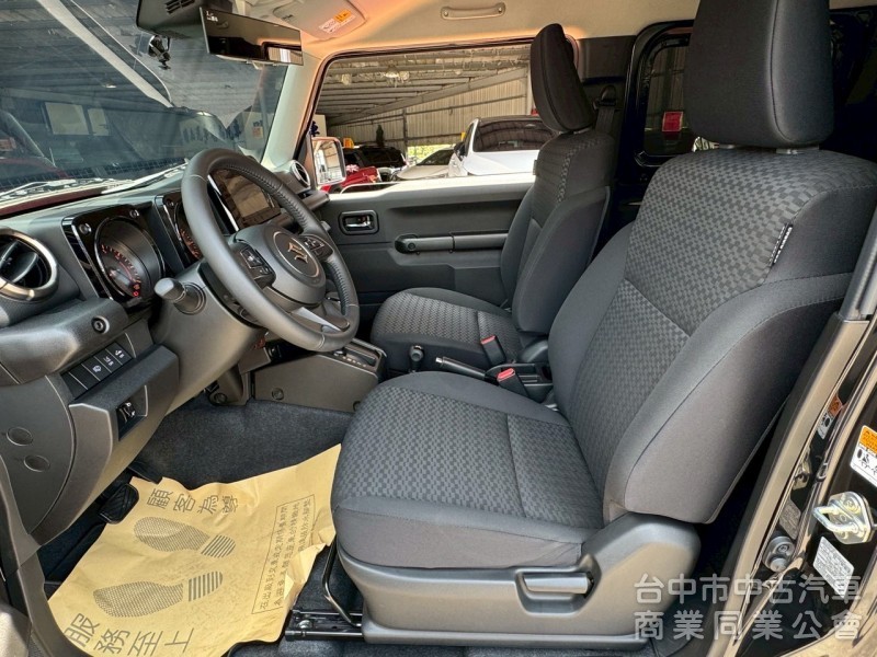 2024 Jimny 1.5 跑七千