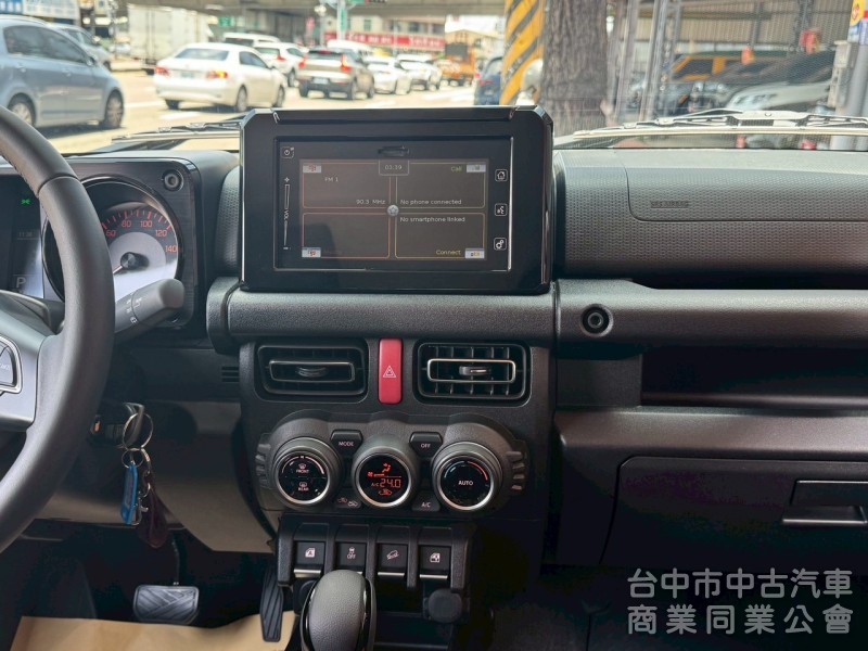 2024 Jimny 1.5 跑七千