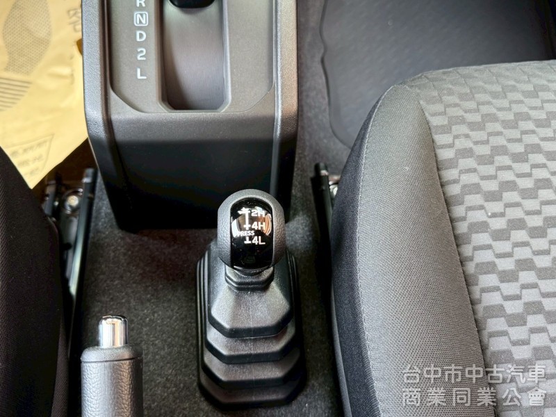 2024 Jimny 1.5 跑七千