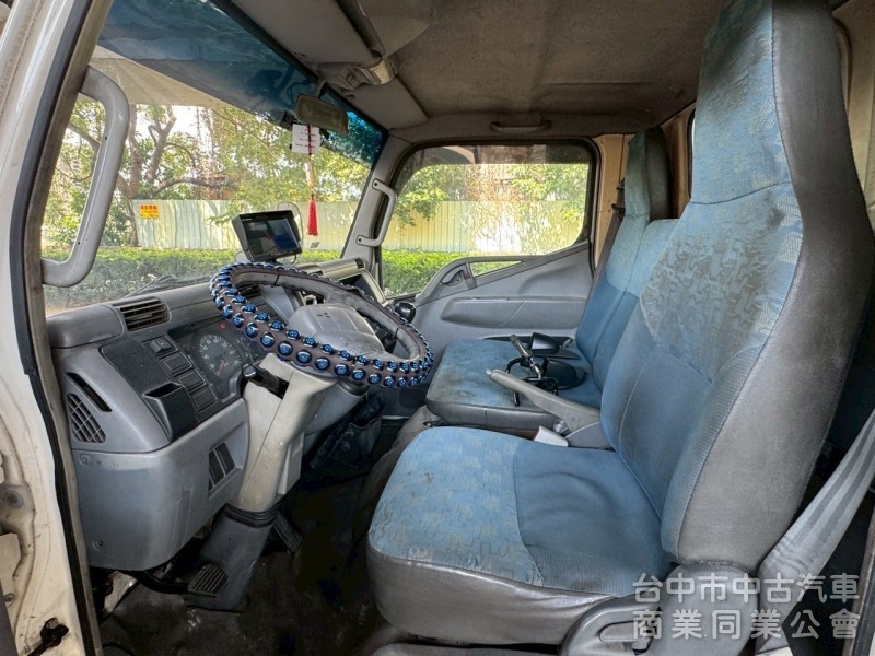 2011 堅達貨車 14呎半