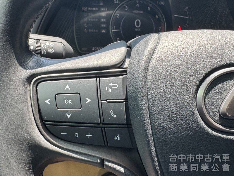 2019 UX200 跑四萬多公里