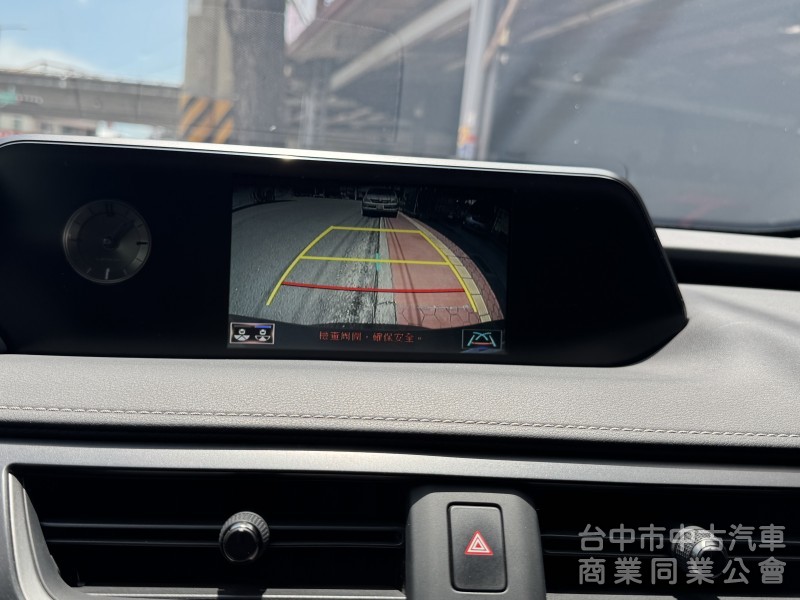 2019 UX200 跑四萬多公里