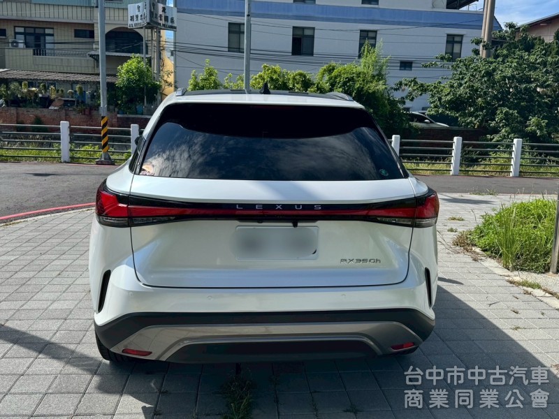 2023 RX350h 油電 跑一萬多