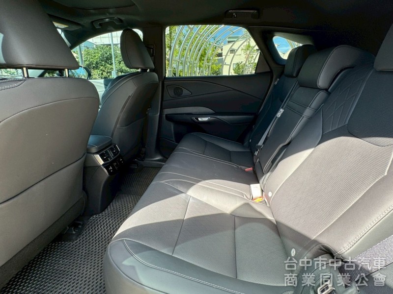 2023 RX350h 油電 跑一萬多