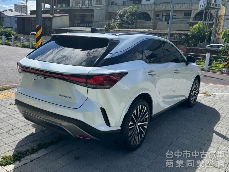 2023 RX350h 油電 跑一萬多