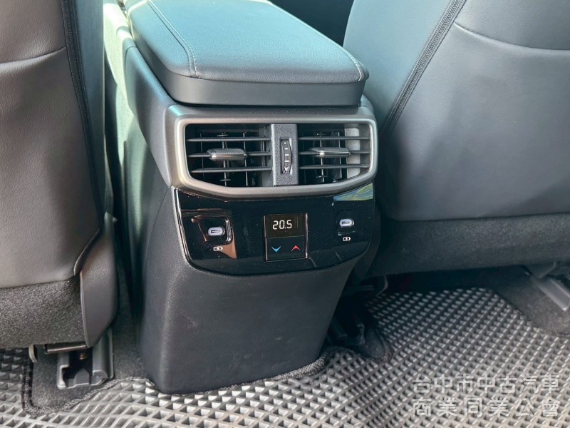 2023 RX350h 油電 跑一萬多