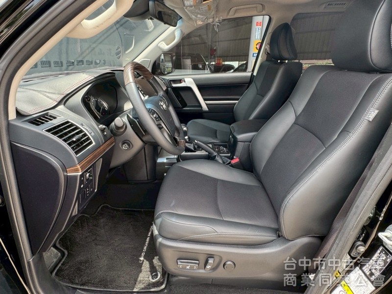 2023 Land Cruiser Prado