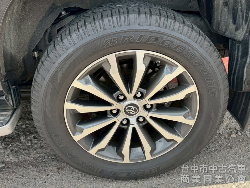 2023 Land Cruiser Prado