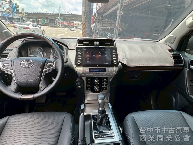 2023 Land Cruiser Prado