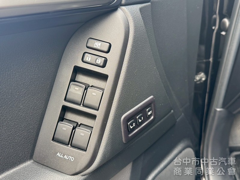 2023 Land Cruiser Prado