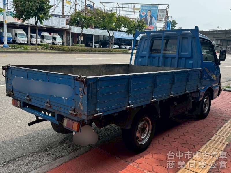 2004 載卡多 跑25萬