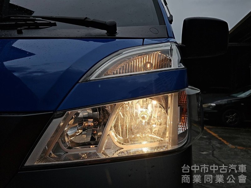 2022 得利卡貨車 跑八萬