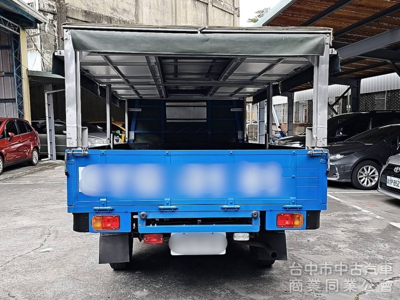 2022 得利卡貨車 跑八萬