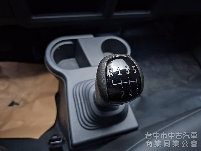 2022 得利卡貨車 跑八萬