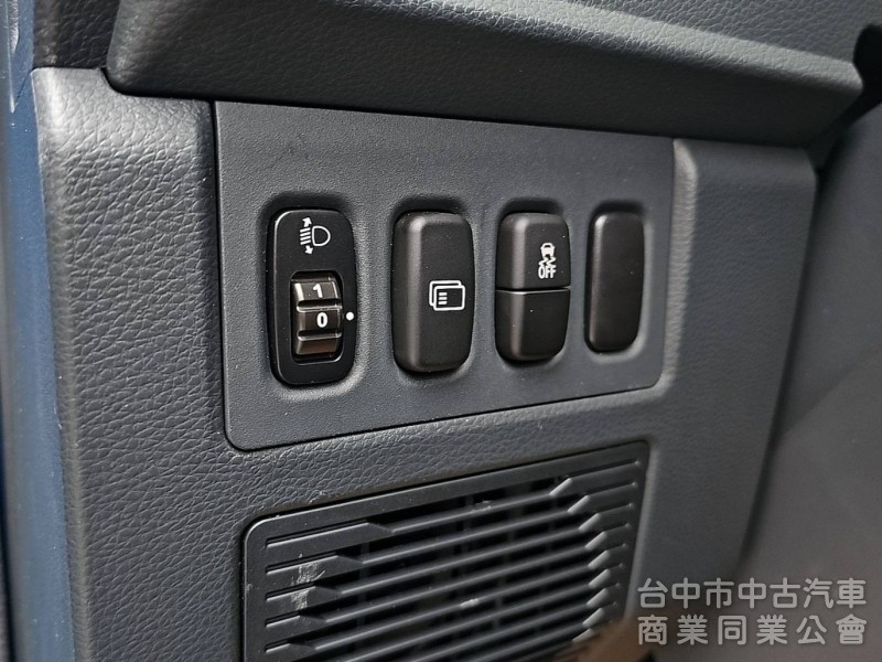 2022 得利卡貨車 跑八萬
