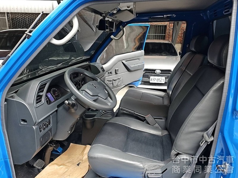 2022 得利卡貨車 跑八萬