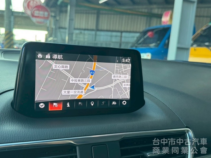 2018 Mazda 3 旗艦 跑六萬