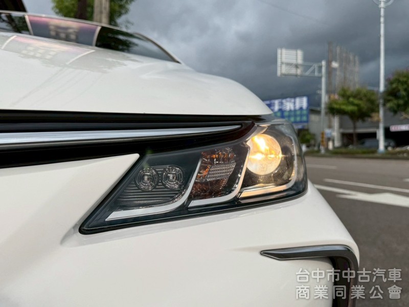 2023 Altis 豪華 跑七萬