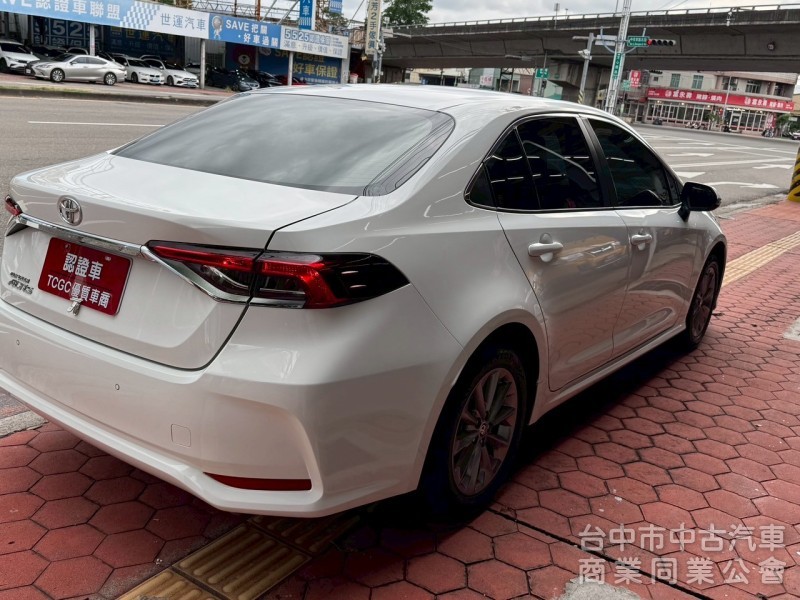 2023 Altis 豪華 跑七萬