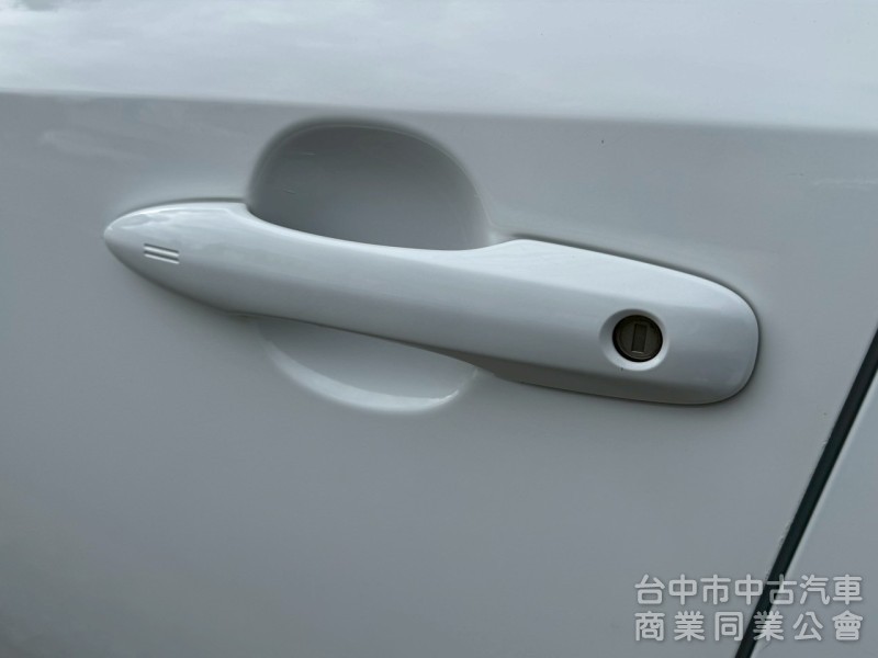2023 Altis 豪華 跑七萬