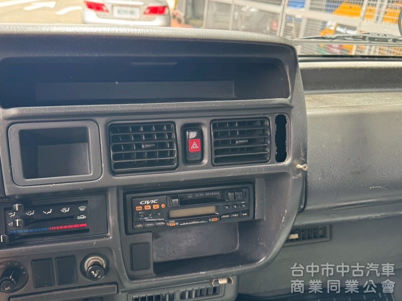 2004 福特載卡多
