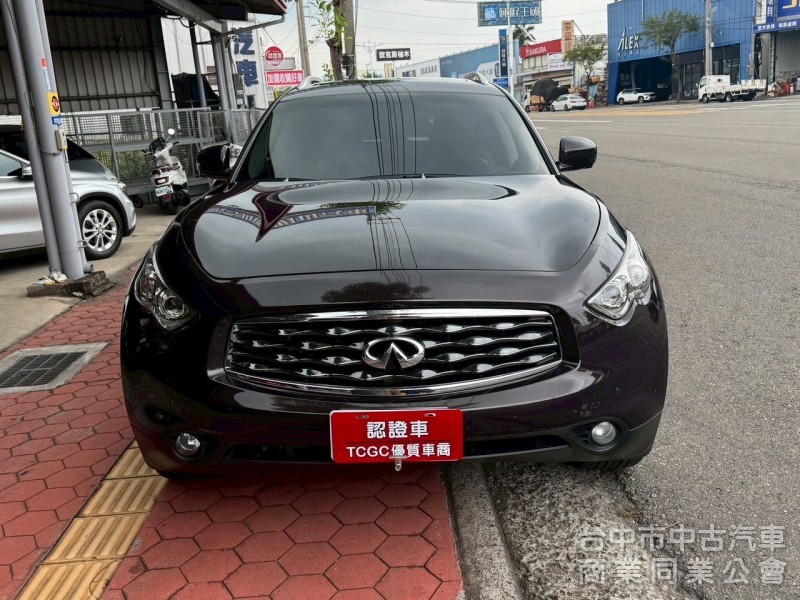 2010 FX35 跑九萬多公里