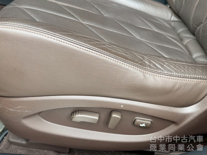 2010 FX35 跑九萬多公里