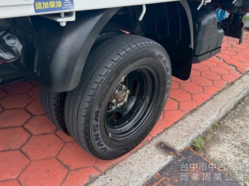 2021 小霸王 自排 標準 跑13萬多公里