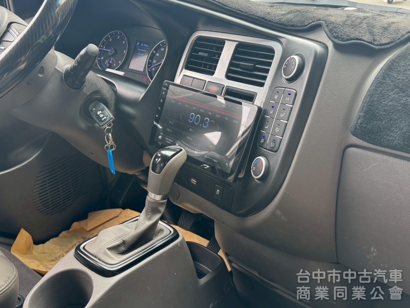 2021 小霸王 自排 標準 跑13萬多公里