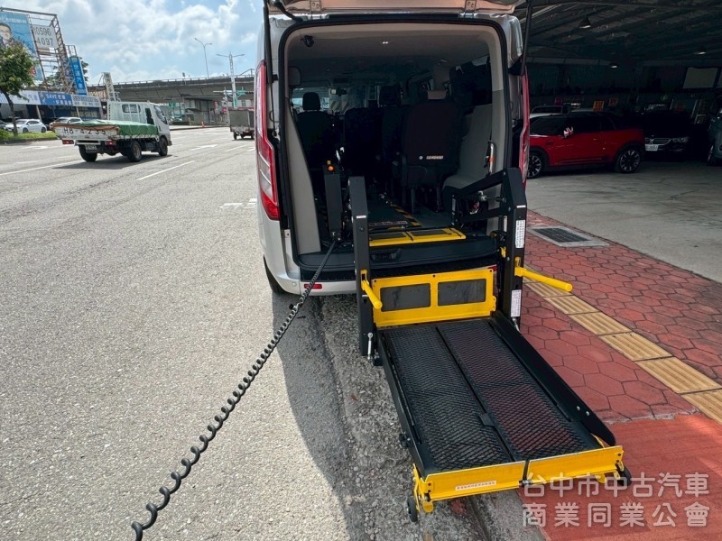 2020 旅行家福祉車 跑七萬 原鈑件