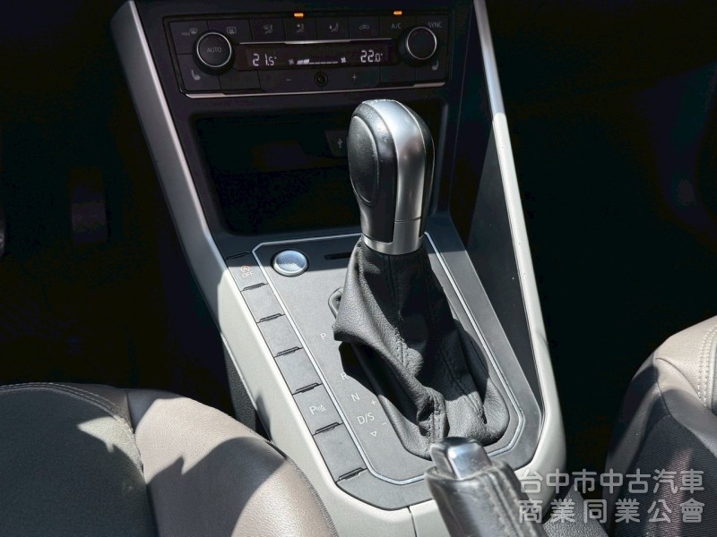 2018 Polo 230TSI R-Line 跑六萬多公里