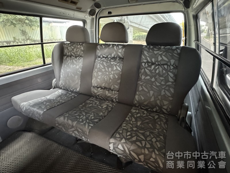 2012 得利卡 廂型車