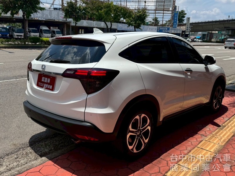 2019 HRV 1.8S 跑七萬多公里