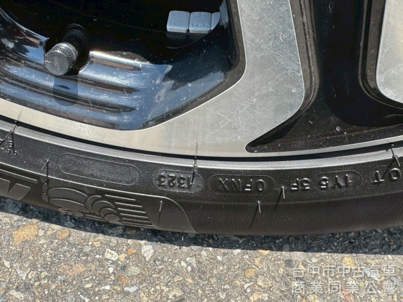 2019 HRV 1.8S 跑七萬多公里