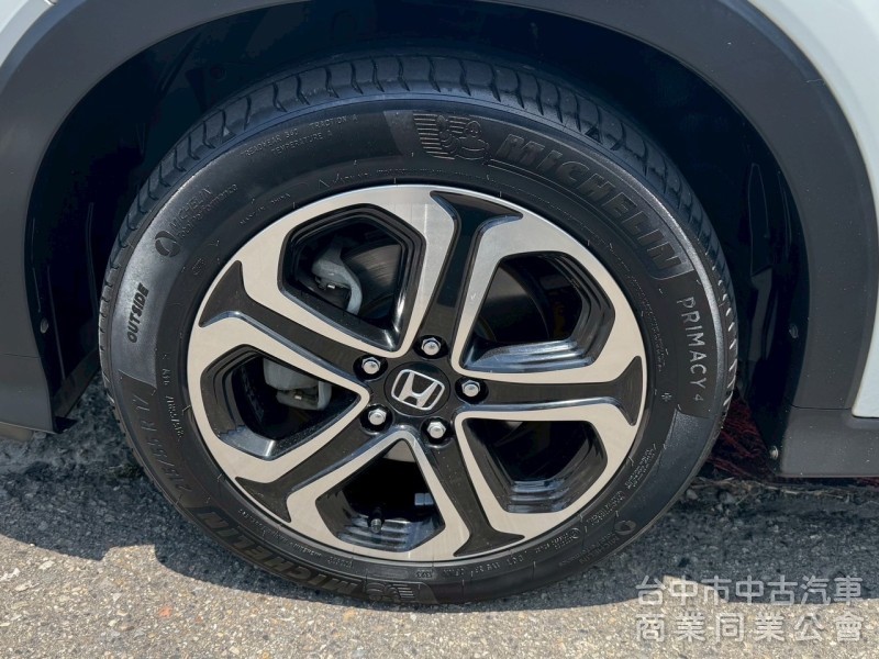 2019 HRV 1.8S 跑七萬多公里