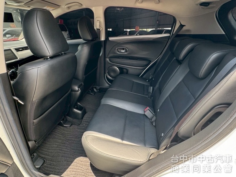 2019 HRV 1.8S 跑七萬多公里