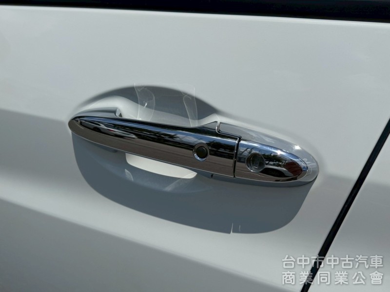 2019 HRV 1.8S 跑七萬多公里