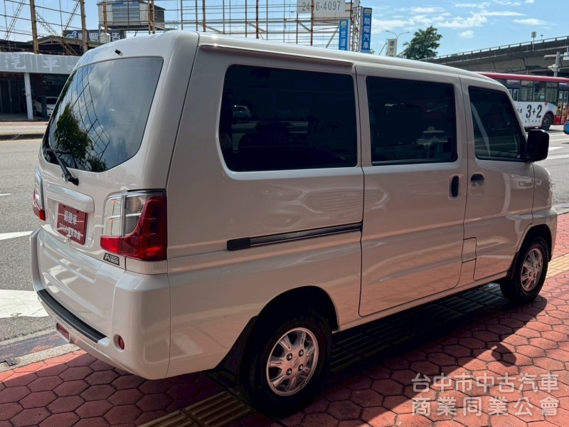 2023 A180 自排 跑九千多公里