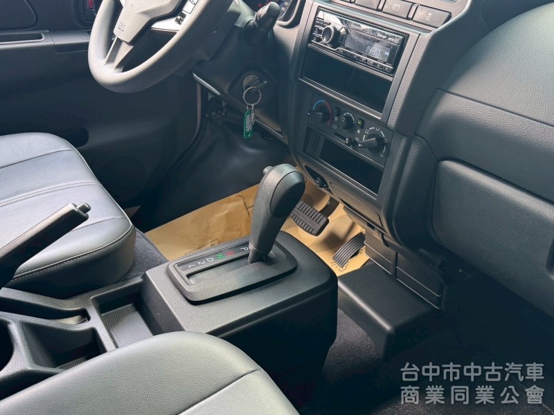 2023 A180 自排 跑九千多公里